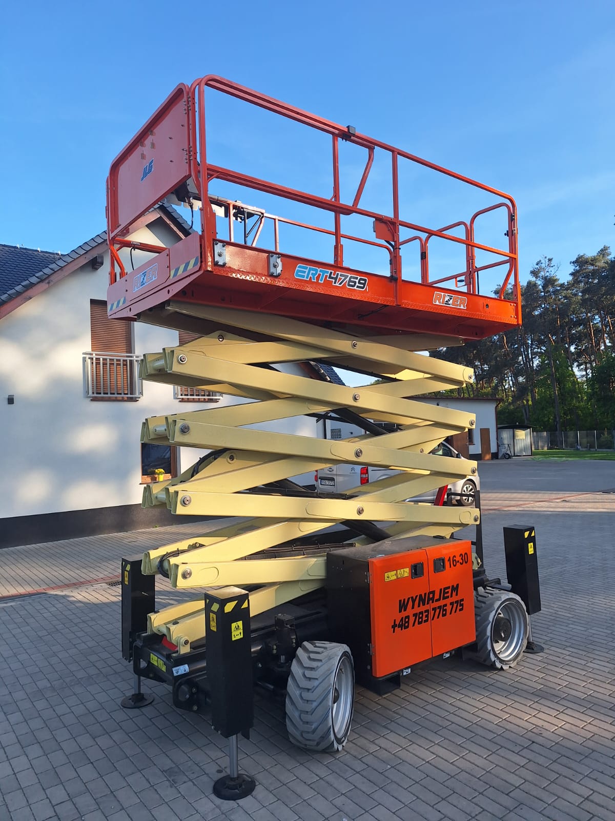 Podest nożycowy – 16m Elektryczny JLG ERT4769